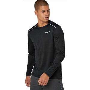 Nike Dri-FIT Mens Black Long Sleeve Running Athletic Shirt‎ Size Medium